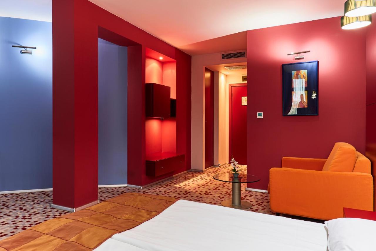 Monet Hotel بلوفديف المظهر الخارجي الصورة