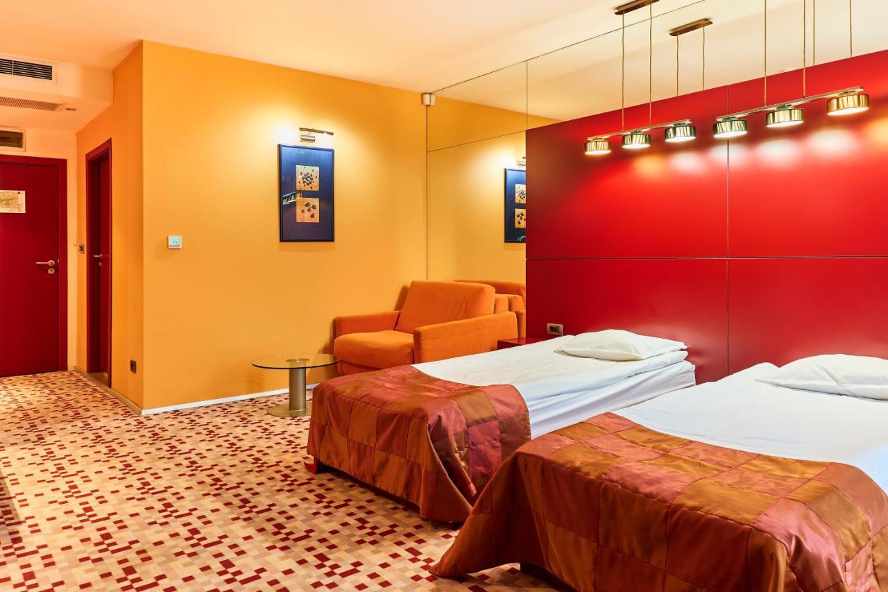 Monet Hotel بلوفديف المظهر الخارجي الصورة