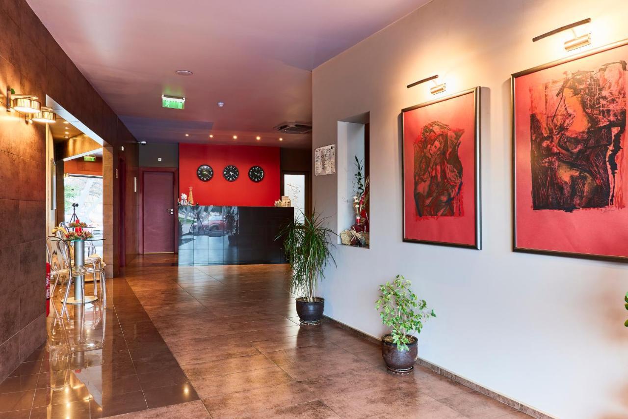 Monet Hotel بلوفديف المظهر الخارجي الصورة