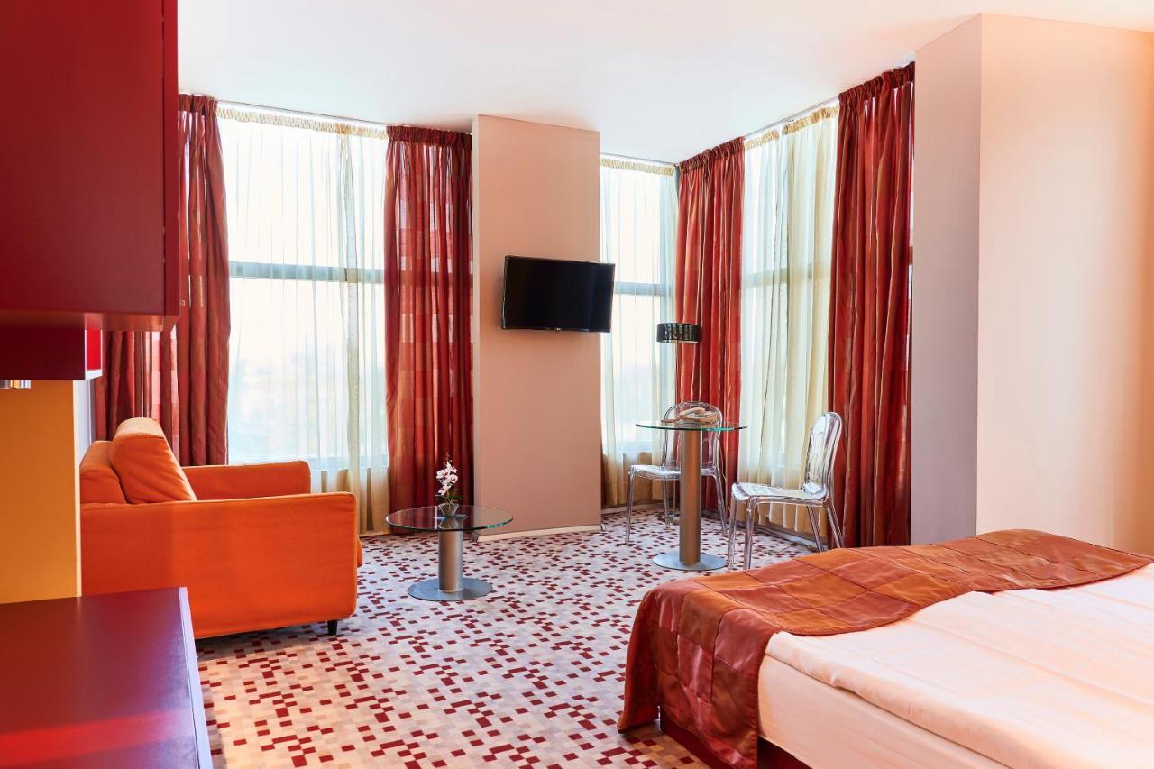Monet Hotel بلوفديف المظهر الخارجي الصورة