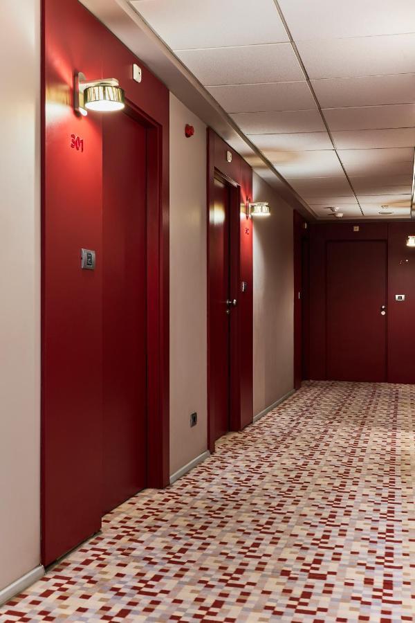 Monet Hotel بلوفديف المظهر الخارجي الصورة